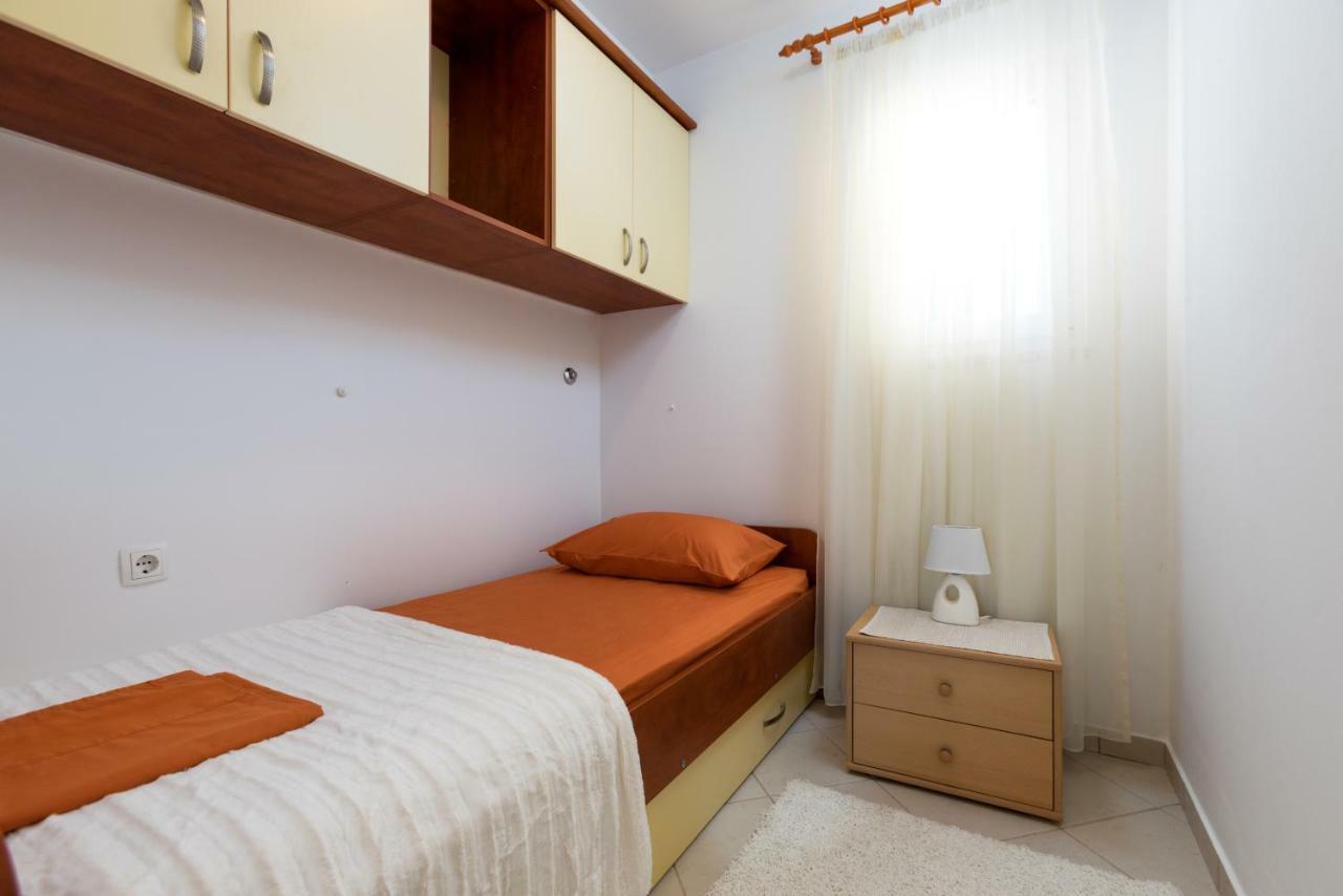 Apartment Goga Севид Екстериор снимка